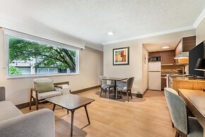 Best Western Plus Burnaby Hotel