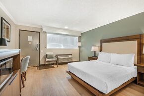 Best Western Plus Burnaby Hotel