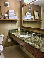 DoubleTree by Hilton Libertyville - Mundelein