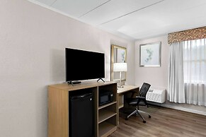 Travelodge by Wyndham Aberdeen