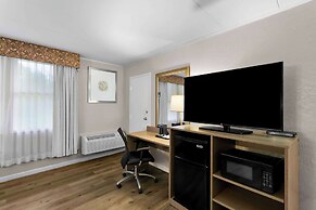 Travelodge by Wyndham Aberdeen