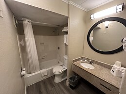 Travelodge by Wyndham Aberdeen