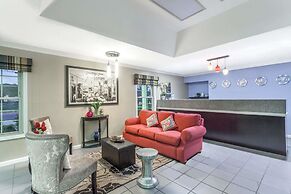 Super 8 by Wyndham Kingston