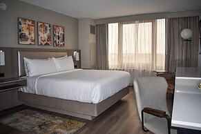 DoubleTree by Hilton Chicago - Oak Brook