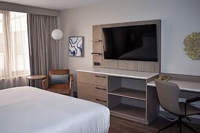 DoubleTree by Hilton Chicago - Oak Brook