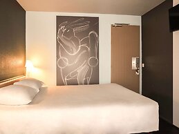 ibis Rochefort