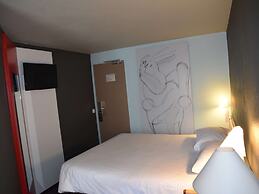 ibis Rochefort