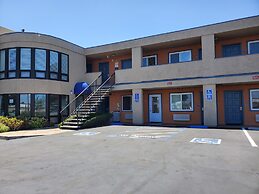 Good Living Inn