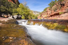 Kings House Motor Hotel