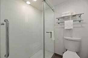 Kings House Motor Hotel