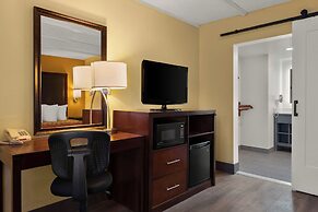 Kings House Motor Hotel