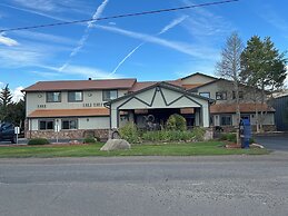 Alpine Inn & Suites