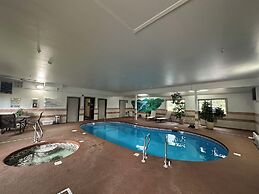 Alpine Inn & Suites