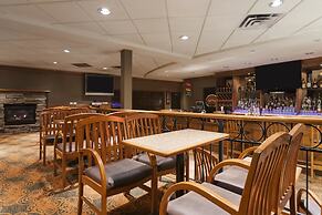 Poco Inn and Suites Hotel & Conference Centre