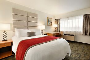 Poco Inn and Suites Hotel & Conference Centre