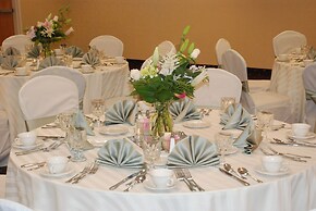 Holiday Inn & Suites Marlborough by IHG
