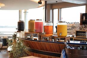 Canopy by Hilton Cannes