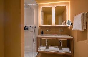 Canopy by Hilton Cannes