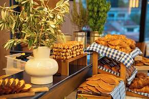 Canopy by Hilton Cannes