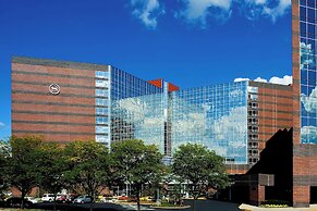 Sheraton Indianapolis Hotel at Keystone Crossing
