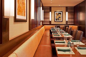 Sheraton Indianapolis Hotel at Keystone Crossing