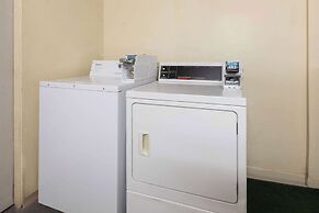 Baymont by Wyndham Bay City