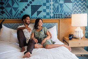 OUTRIGGER Waikiki Paradise Hotel