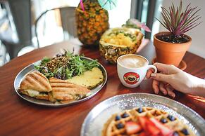 OUTRIGGER Waikiki Paradise Hotel