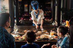 OUTRIGGER Waikiki Paradise Hotel