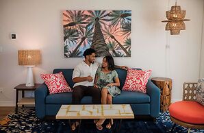 OUTRIGGER Waikiki Paradise Hotel