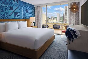 OUTRIGGER Waikiki Paradise Hotel