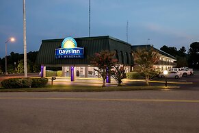 Days Inn by Wyndham Seneca / Clemson Area