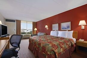 Days Inn by Wyndham Seneca / Clemson Area