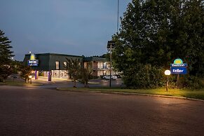 Days Inn by Wyndham Seneca / Clemson Area