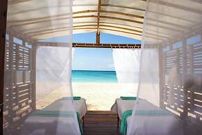 The Westin Grand Cayman Seven Mile Beach Resort & Spa