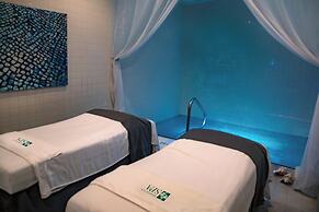 The Westin Grand Cayman Seven Mile Beach Resort & Spa