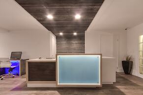 Oceanside Marina Suites