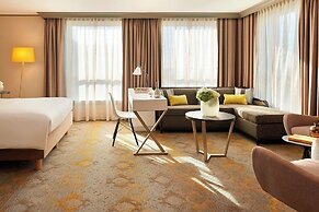 Renaissance Paris La Defense Hotel