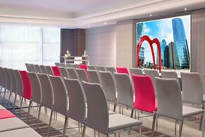 Renaissance Paris La Defense Hotel