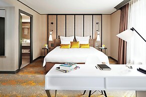 Renaissance Paris La Defense Hotel