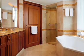 Renaissance Paris La Defense Hotel