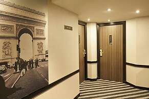 Renaissance Paris La Defense Hotel