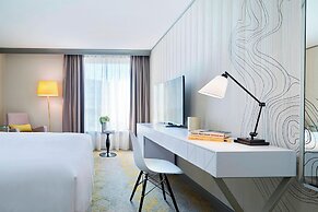 Renaissance Paris La Defense Hotel