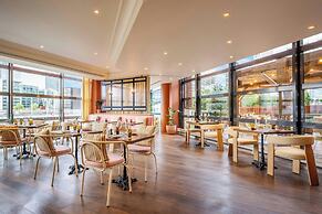 Renaissance Paris La Defense Hotel