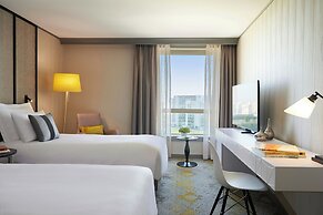Renaissance Paris La Defense Hotel