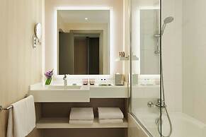 Renaissance Paris La Defense Hotel