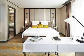 Renaissance Paris La Defense Hotel