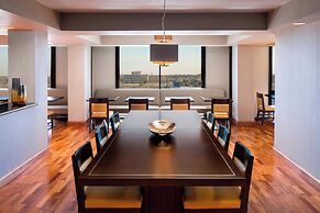 Sheraton West Des Moines Hotel