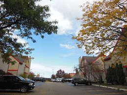 Affordable Suites of America Grand Rapids