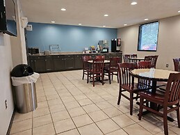 Days Inn by Wyndham College Park Airport Best Road